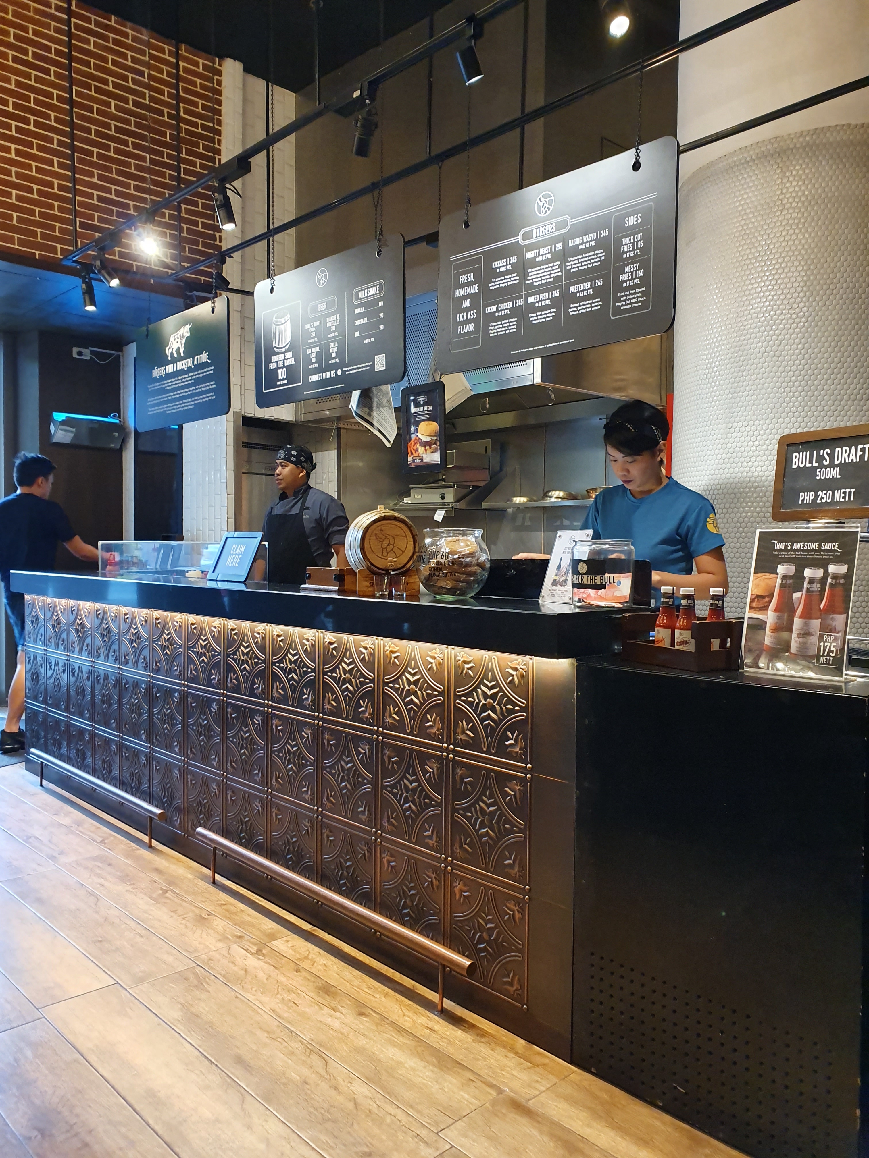 2019-09-23 15.48.06-1